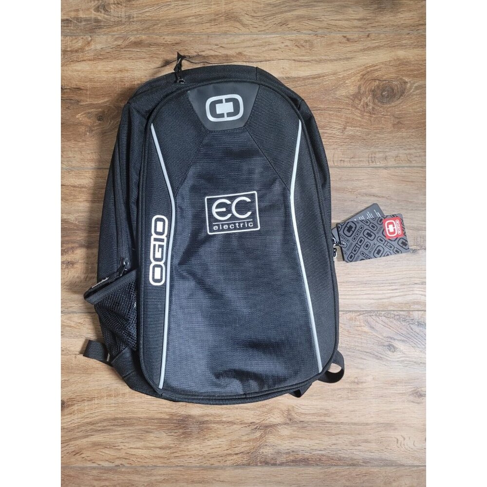 NWT OGIO Laptop Backpack Black 17" x 12" With Embroidery Very Nice